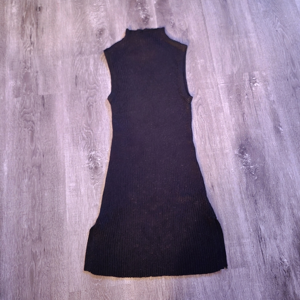 Cupio Form Hugging Black Sleeveless Ribbed Dress